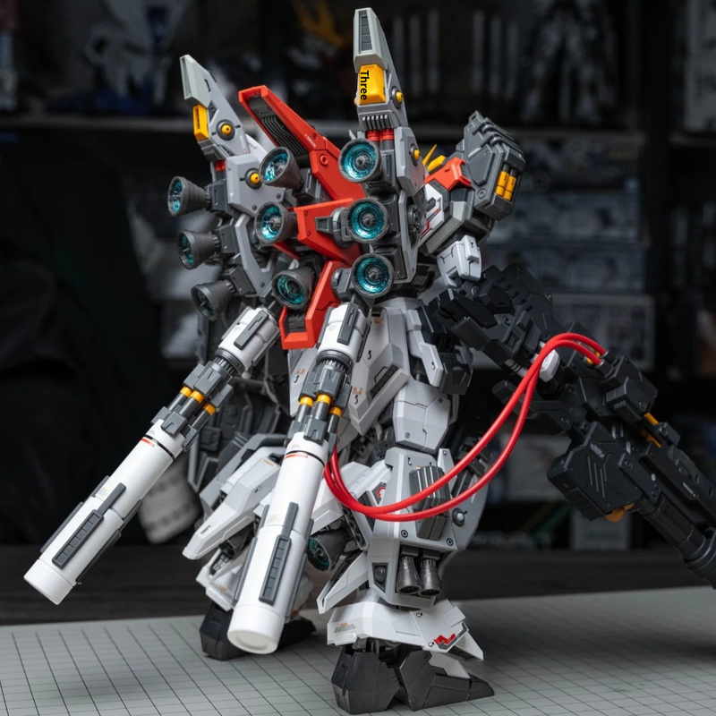 ZZA REGUS GZSS-OX-001 Captain  - Model Kit Regus 评论和价格