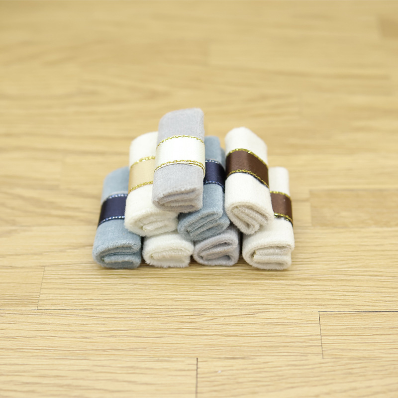 5Pcs 1/12 Dollhouse Mini Quilt - Model Kit Simulator 评论和价格