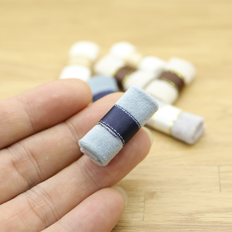5Pcs 1/12 Dollhouse Mini Quilt - Model Kit Simulator 评论和价格